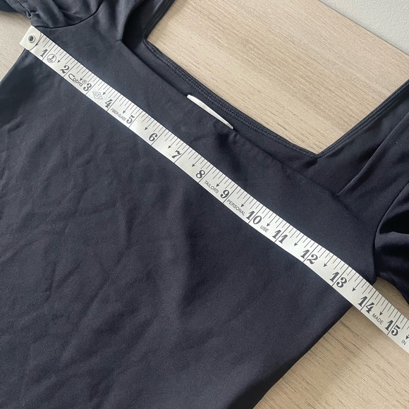 Babaton | Aritzia | Black Contour Square Neck Long Sleeve Bodysuit Closet Staple - Picture 6 of 6